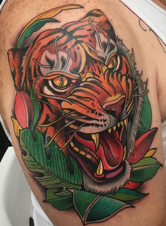 Татуировка тигр с оскалом