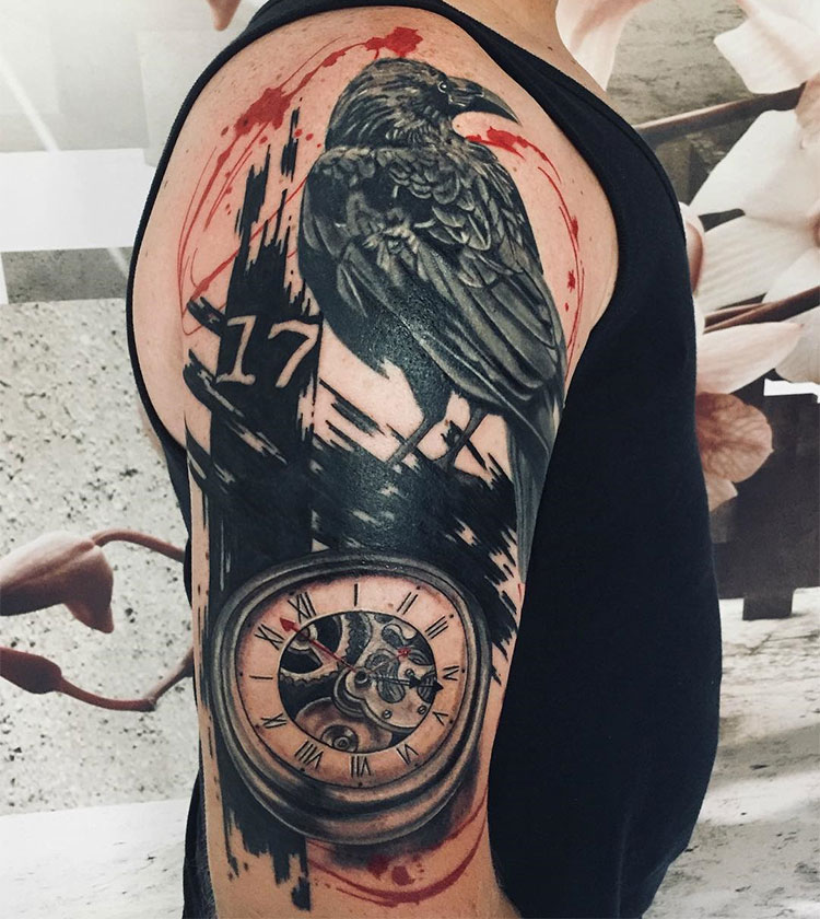 Татуировки мужские на плече часы