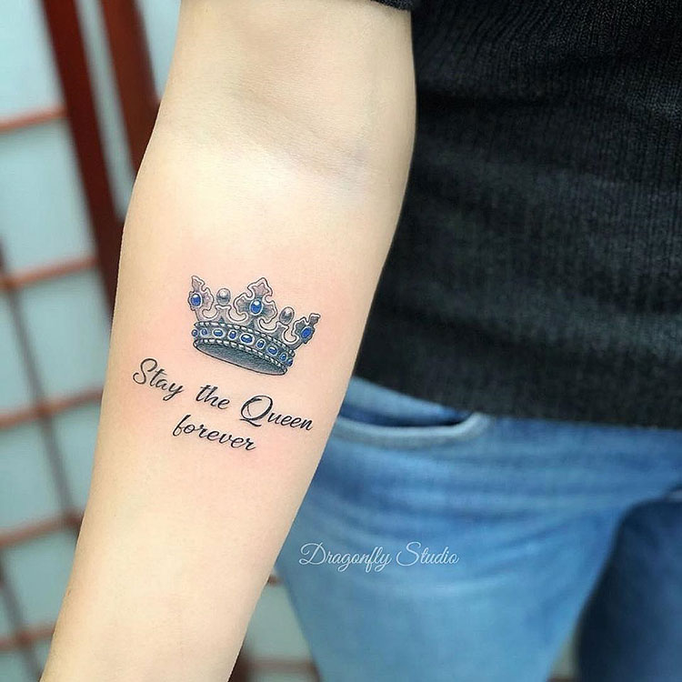 Тату короны с надписью | Tattoo Academy