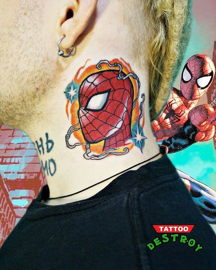 Человек-паук, мужская тату на шее