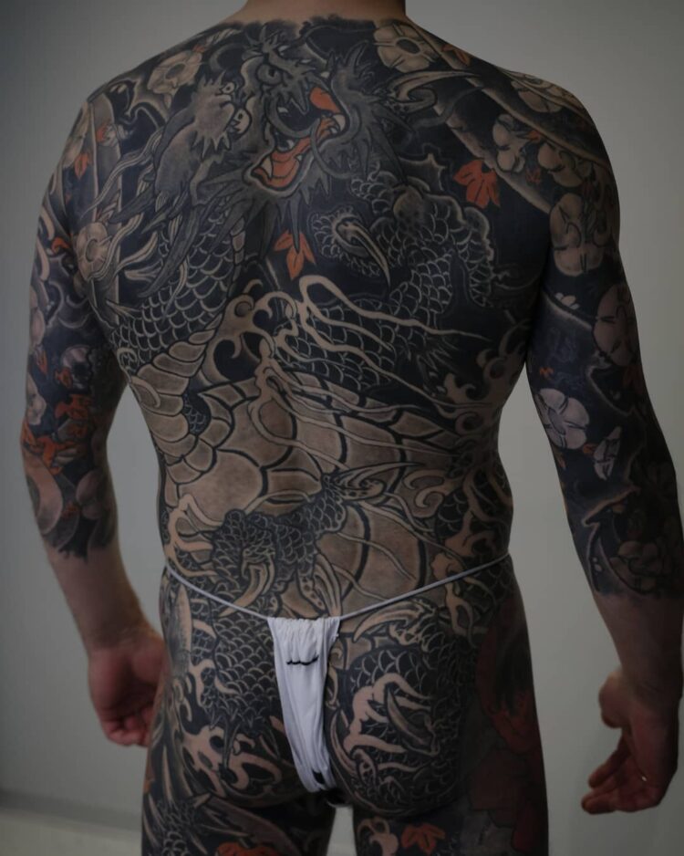 Японские тату на спине, руках и ногах