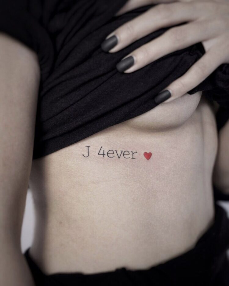Надпись J 4ever и маленькое сердечко